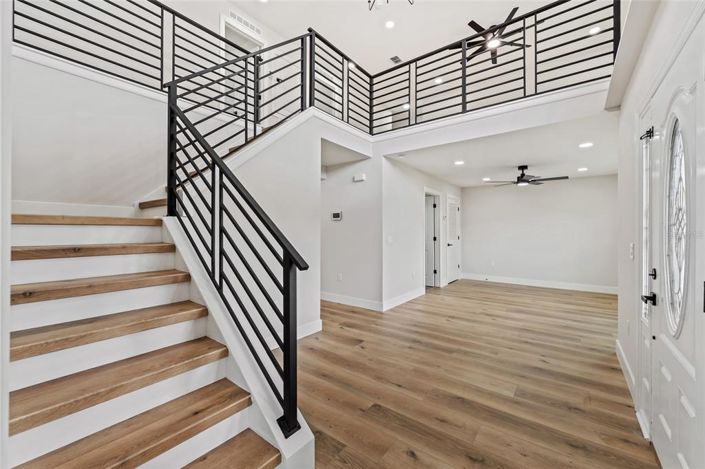 Image No.19-6 Bed House for sale