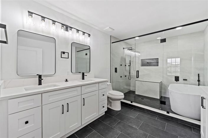 Image No.24-6 Bed House for sale