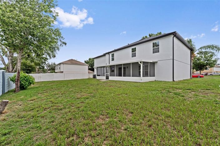 Image No.36-6 Bed House for sale
