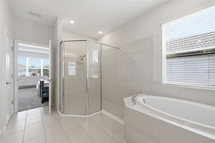 Image No.34-4 Bed House for sale