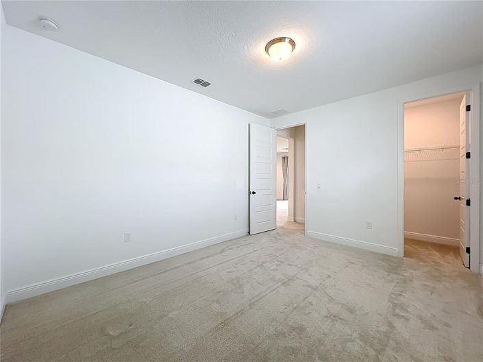 Image No.17-5 Bed House for sale