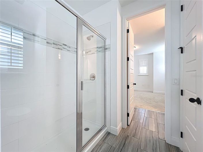 Image No.29-5 Bed House for sale