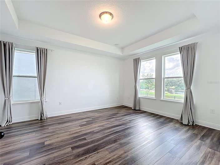 Image No.51-5 Bed House for sale