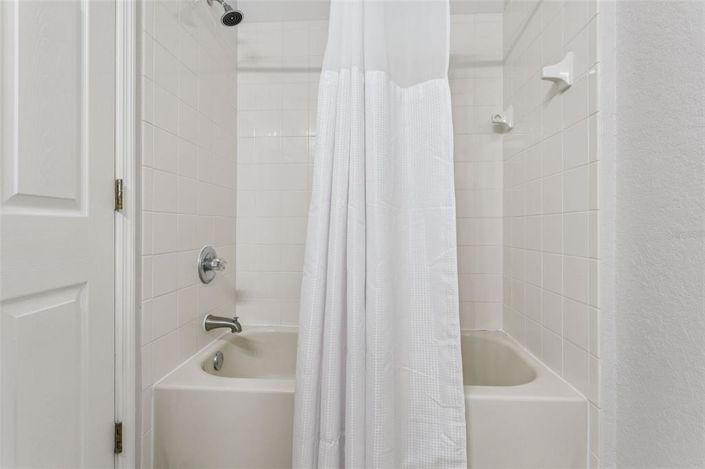 Image No.26-3 Bed Townhouse for sale