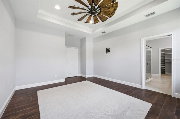 Image No.20-3 Bed House for sale