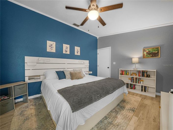 Image No.16-3 Bed House for sale