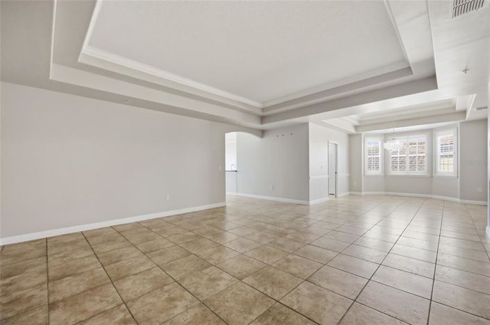 Image No.18-3 Bed Apartment for sale