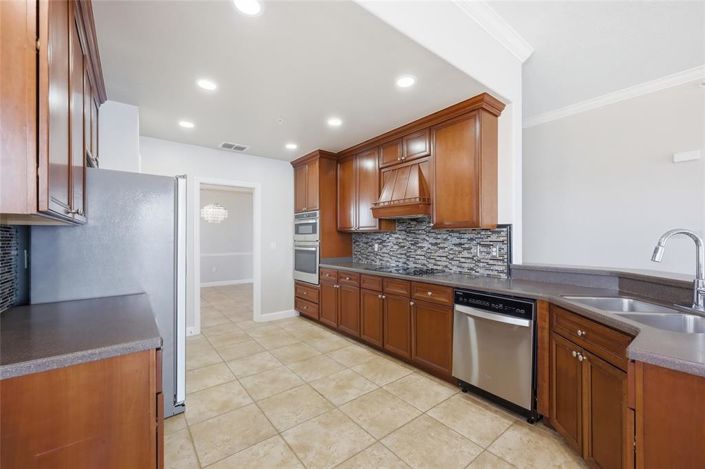 Image No.26-3 Bed Apartment for sale
