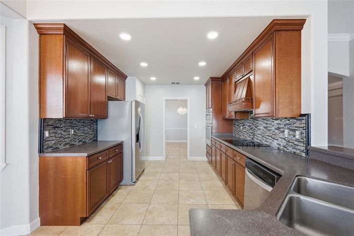 Image No.27-3 Bed Apartment for sale