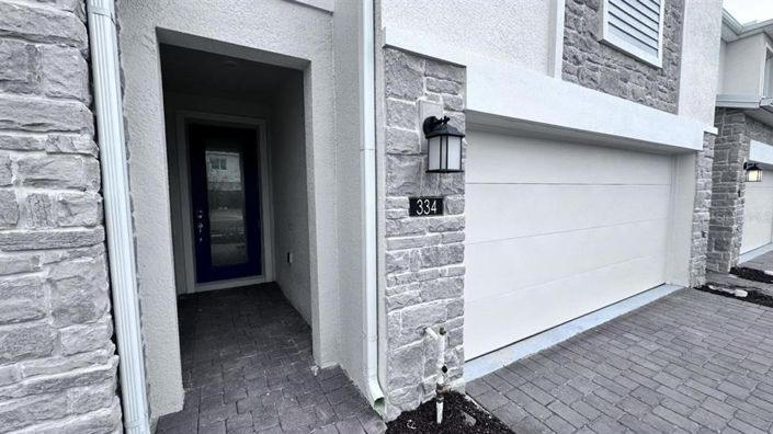 Image No.14-4 Bed Townhouse for sale