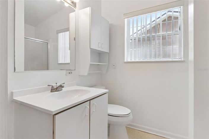 Image No.14-3 Bed House for sale