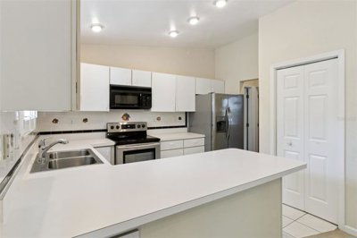fa005713-203