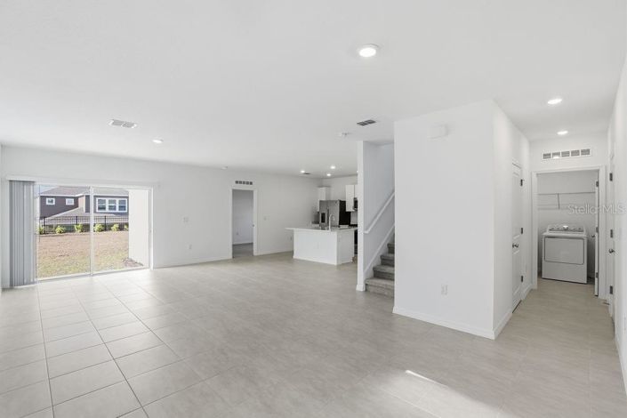 Image No.10-5 Bed House for sale
