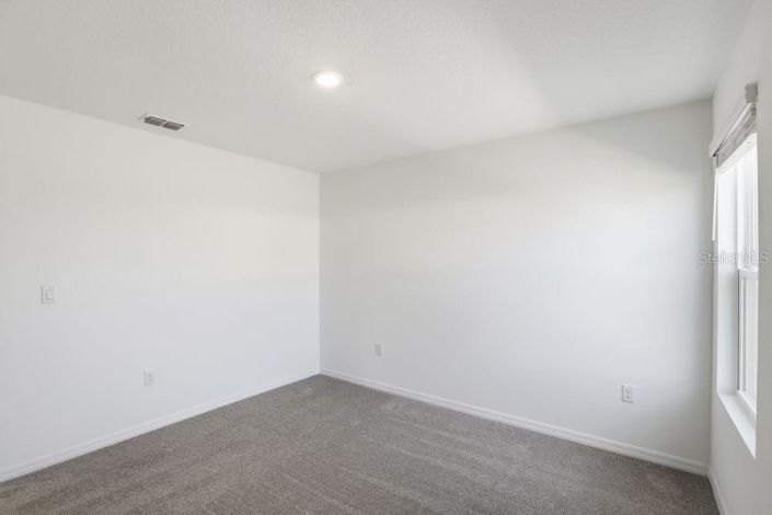 Image No.19-5 Bed House for sale