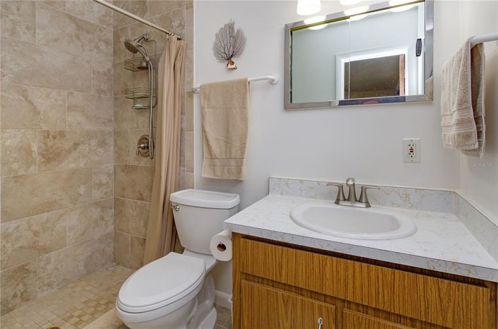 Image No.13-4 Bed House for sale