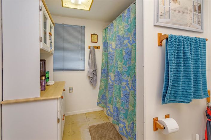 Image No.33-4 Bed House for sale