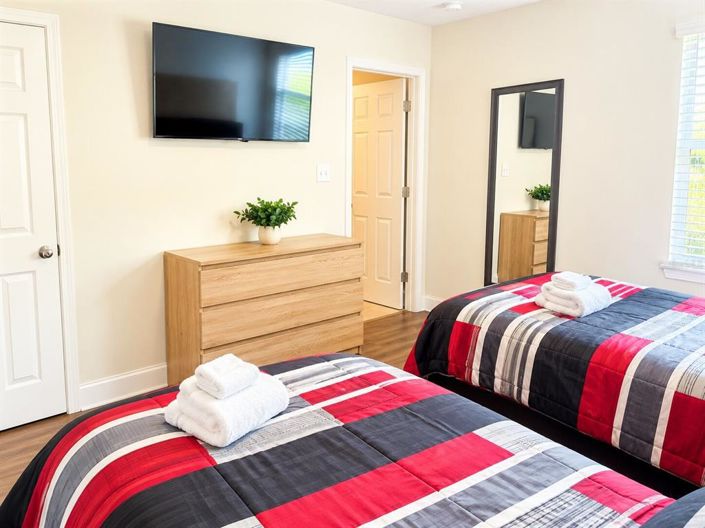 Image No.19-2 Bed Townhouse for sale