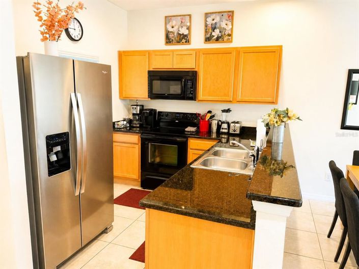 Image No.3-2 Bed Townhouse for sale
