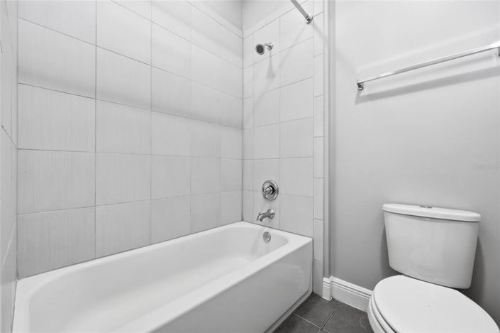 Image No.42-5 Bed House for sale