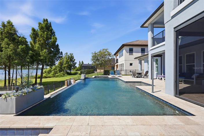 Image No.55-5 Bed House for sale