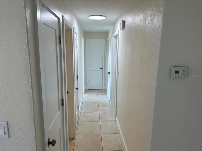 Image No.11-4 Bed House for sale
