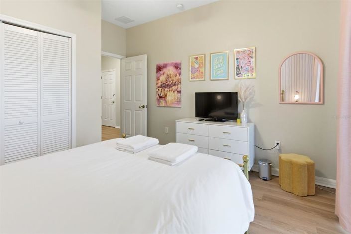 Image No.19-3 Bed House for sale