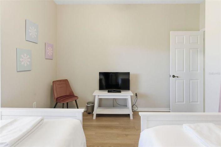Image No.21-3 Bed House for sale