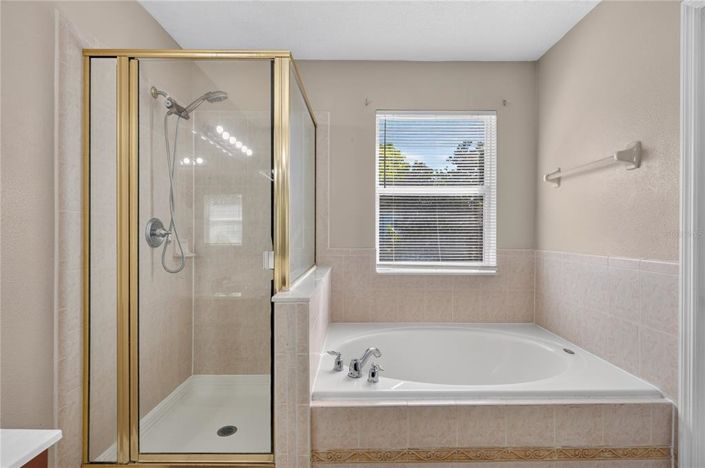 Image No.35-4 Bed House for sale