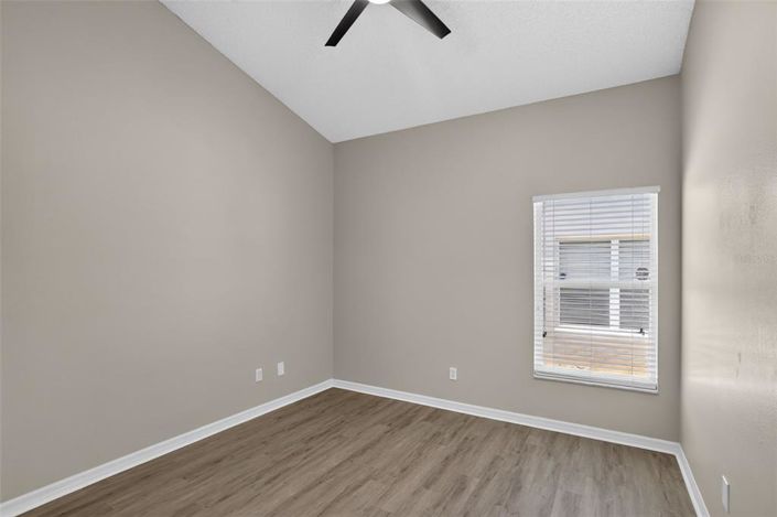 Image No.23-5 Bed House for sale