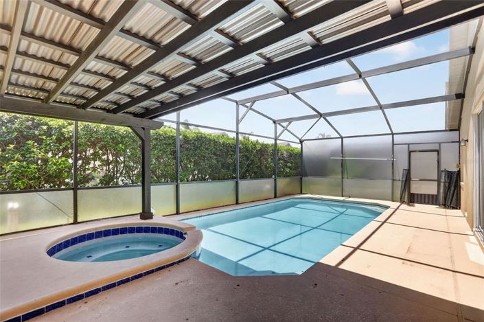 Image No.34-5 Bed House for sale