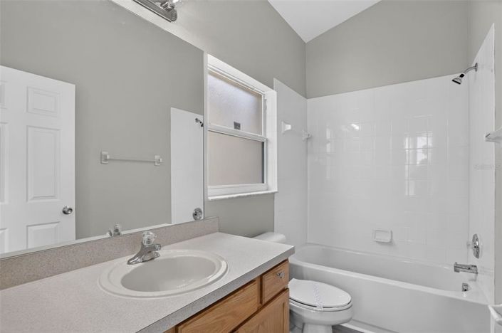 Image No.9-5 Bed House for sale