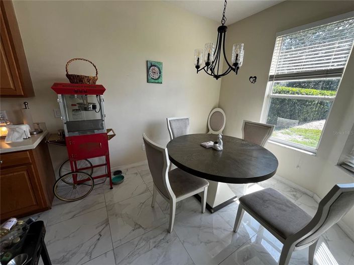 Image No.17-5 Bed House for sale