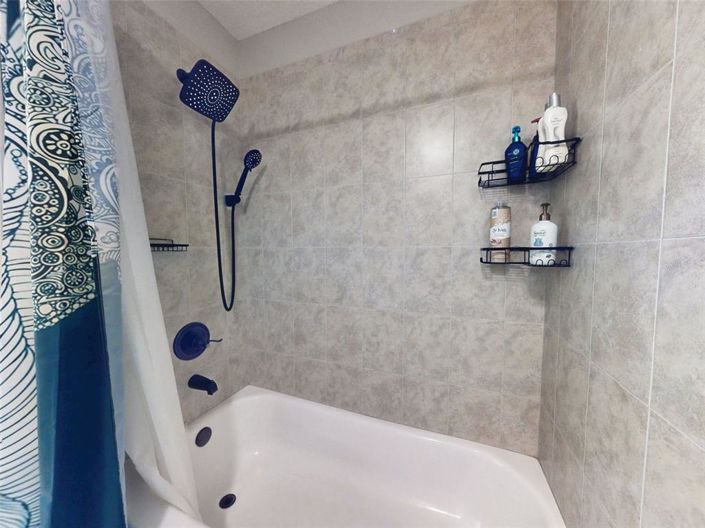 Image No.44-5 Bed House for sale