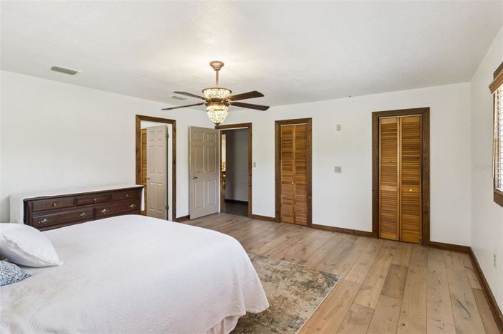 Image No.20-3 Bed House for sale