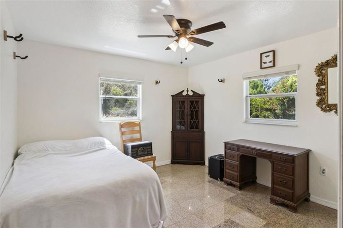 Image No.23-3 Bed House for sale