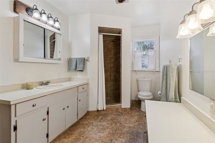Image No.29-3 Bed House for sale