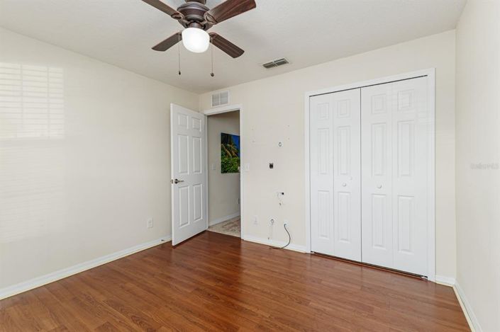 Image No.21-3 Bed House for sale