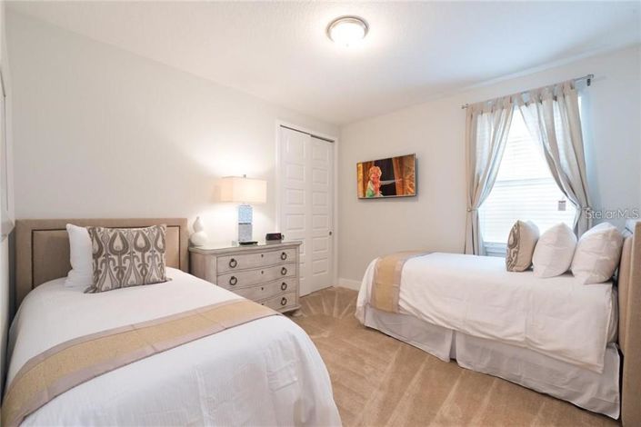 Image No.23-8 Bed House for sale