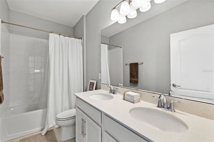Image No.17-4 Bed House for sale
