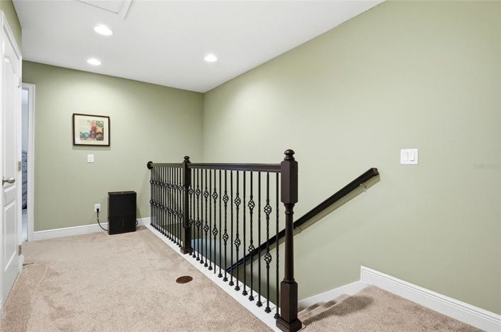 Image No.21-3 Bed Townhouse for sale