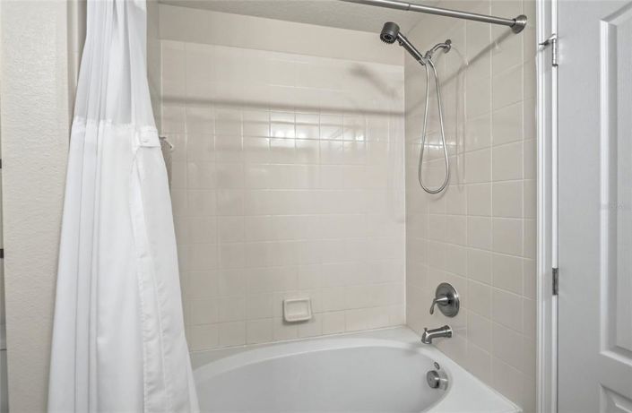 Image No.26-3 Bed Townhouse for sale