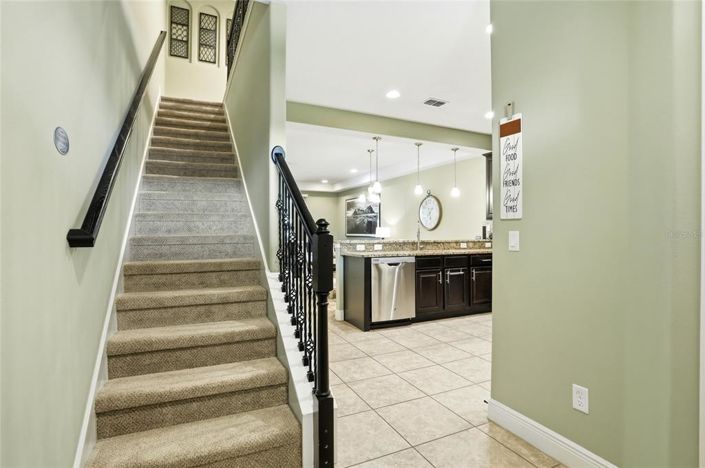 Image No.8-3 Bed Townhouse for sale
