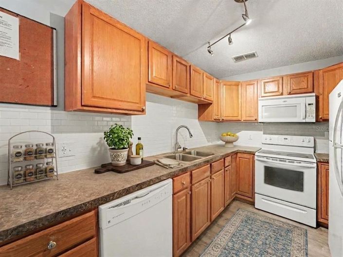 Image No.12-3 Bed Apartment for sale