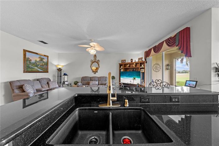 Image No.36-2 Bed Townhouse for sale
