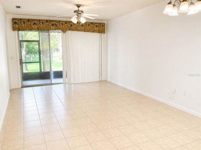 Image No.4-3 Bed Townhouse for sale