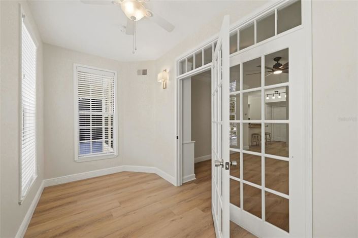 Image No.24-2 Bed Apartment for sale