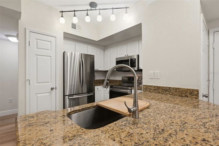 Image No.9-2 Bed Apartment for sale