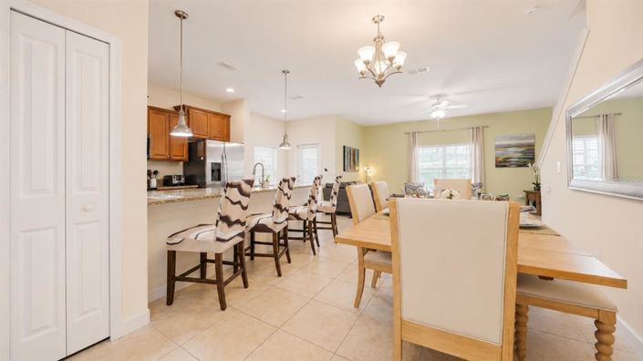 Image No.2-5 Bed Townhouse for sale