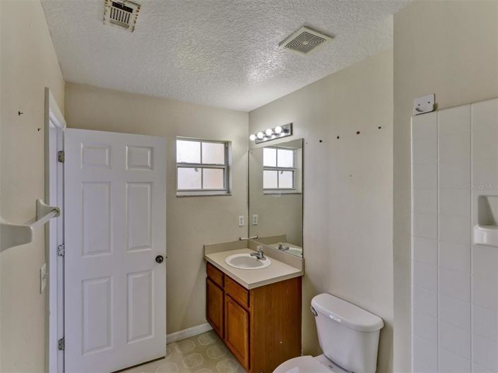 Image No.19-3 Bed Townhouse for sale