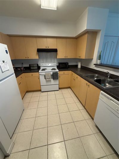 Image No.9-3 Bed Townhouse for sale
